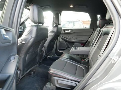 Used 2025 Ford Escape ST-Line AWD/4WD image 17