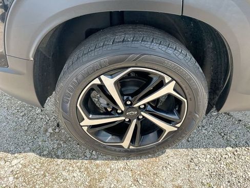 Used 2023 Chevrolet TrailBlazer RS AWD/4WD image 48