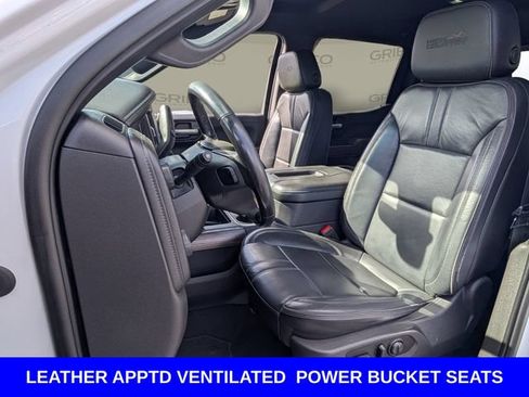 Used 2021 Chevrolet Silverado 1500 High Country w/ Technology Package AWD/4WD image 4