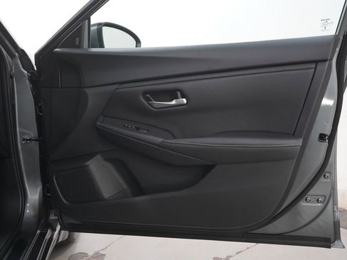 Used 2025 Nissan Sentra SV w/ All-Weather Package FWD image 11