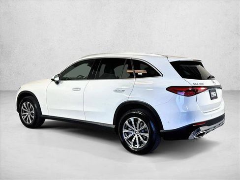 Used 2026 Mercedes-Benz GLC 300 4MATIC image 7