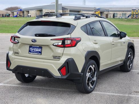 New 2026 Subaru Crosstrek 2.5i Limited image 3