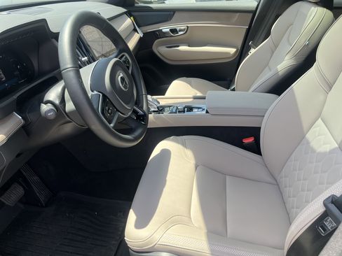 New 2026 Volvo XC90 B6 Plus w/ Protection Package Premier AWD/4WD image 24