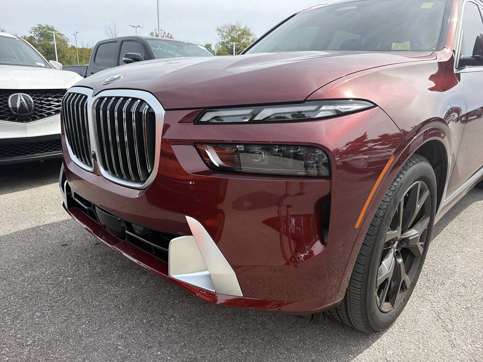 Used 2026 BMW X7 xDrive40i AWD/4WD image 3