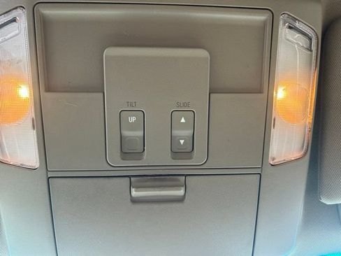 Used 2015 Toyota Tundra Limited RWD image 17