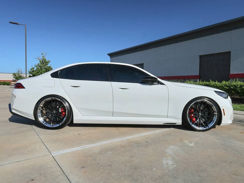 Used 2026 BMW M5 w/ Executive Package AWD/4WD image 26
