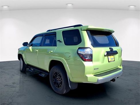 Used 2023 Toyota 4Runner TRD Off-Road Premium image 4