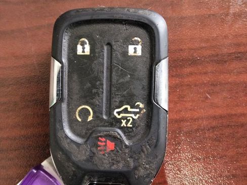 Used 2022 GMC Sierra 2500 SLT w/ SLT Convenience Package image 47