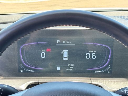 Used 2025 Kia Telluride S FWD image 21