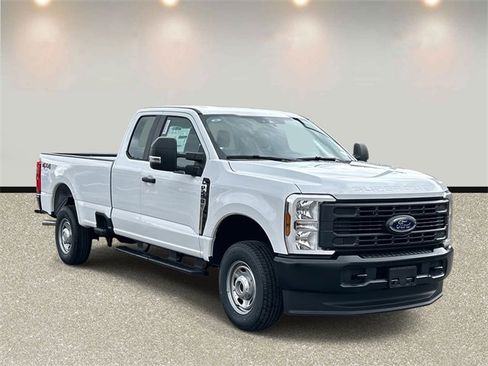 New 2026 Ford F250 XL image 3