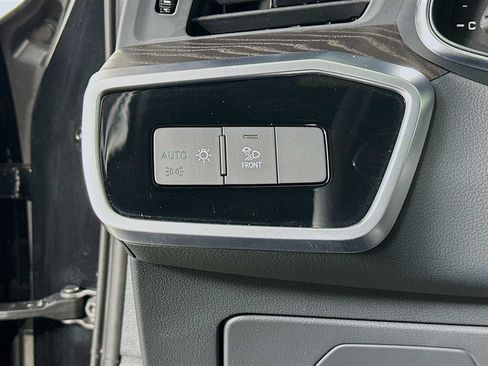 Certified 2023 Audi A6 2.0T Premium w/ Convenience Package AWD/4WD image 10