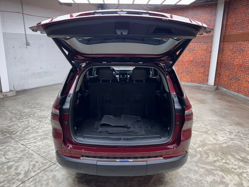 Used 2022 Jeep Grand Cherokee L Limited AWD/4WD image 28