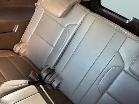 Used 2019 GMC Yukon XL Denali w/ Open Road Package AWD/4WD image 9