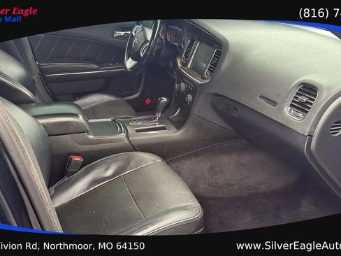 Used 2014 Dodge Charger R/T RWD image 12