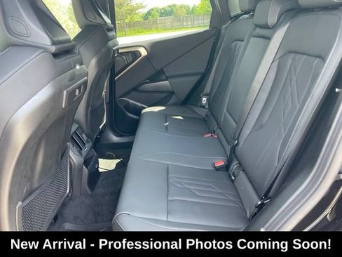 Used 2025 BMW X3 xDrive30i w/ Premium Package AWD/4WD image 13