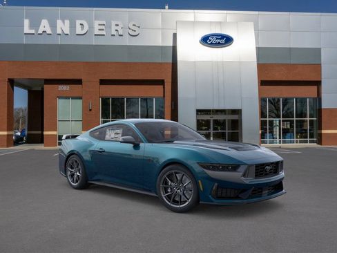 New 2026 Ford Mustang Dark Horse image 7