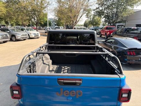 Used 2021 Jeep Gladiator Mojave AWD/4WD image 5