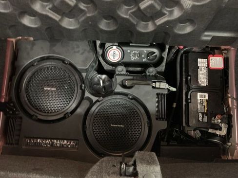 Used 2016 Dodge Challenger SRT Hellcat image 27