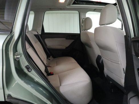Used 2014 Subaru Forester 2.5i Premium w/ All-Weather Package AWD/4WD image 11