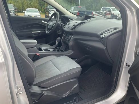 Used 2017 Ford Escape SE AWD/4WD image 20