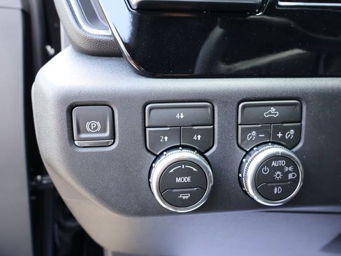 New 2026 GMC Sierra 2500 SLE w/ Max Trailering Package AWD/4WD image 12