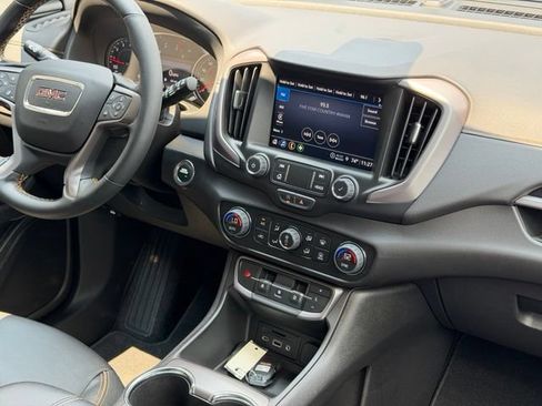 Used 2023 GMC Terrain AT4 AWD/4WD image 12