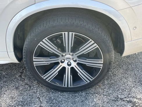 Used 2023 Volvo XC90 B6 Ultimate w/ Protection Package Premier image 11