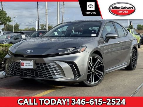 Certified 2025 Toyota Camry XSE image 1