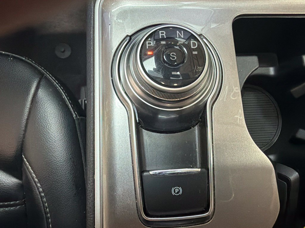 Used 2024 Ford Edge SEL AWD/4WD image 29