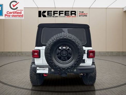 Certified 2022 Jeep Wrangler Unlimited Rubicon w/ Xtreme Recon 35" Tire Package image 4