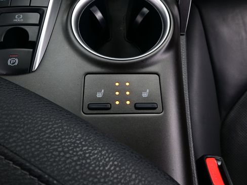 Used 2023 Toyota Camry XLE image 23