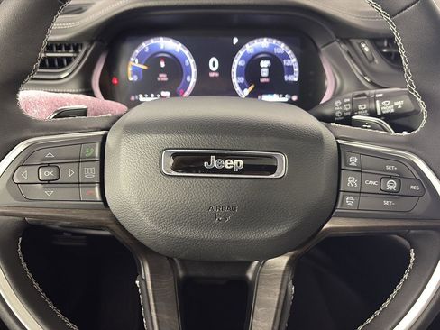 New 2026 Jeep Grand Cherokee L 4WD image 15