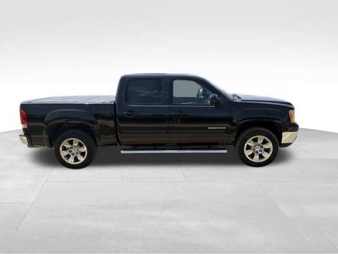 Used 2011 GMC Sierra 1500 SLT w/ SLT Convenience Package RWD image 3