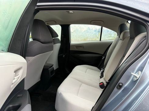 Used 2022 Toyota Corolla LE image 33