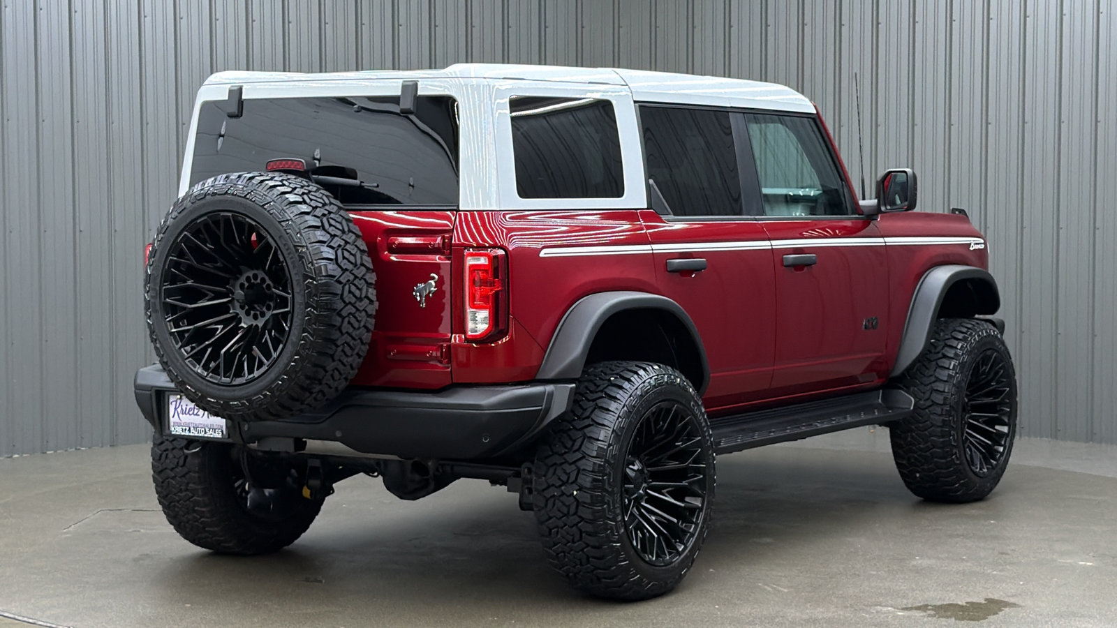 Used 2025 Ford Bronco Heritage Edition AWD/4WD image 5