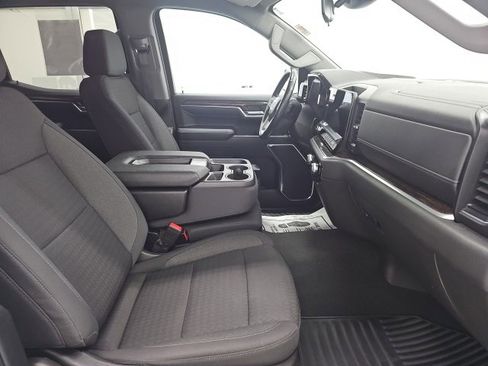 Used 2022 GMC Sierra 1500 SLE image 12