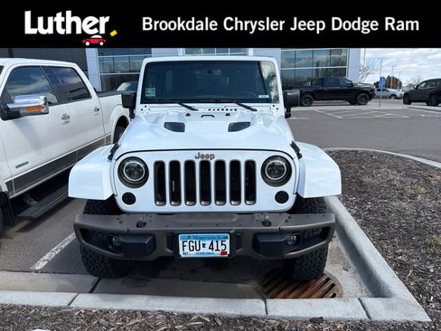 Used 2016 Jeep Wrangler Unlimited Sahara image 1