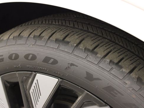 Used 2024 Lincoln Nautilus Black Label w/ Jet Appearance Package (87T) AWD/4WD image 11