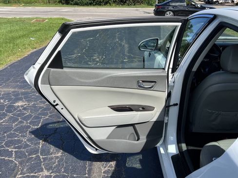 Used 2016 Kia Optima EX image 33