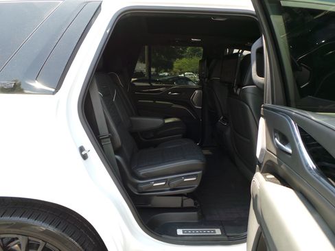 Used 2023 Cadillac Escalade V AWD/4WD image 45