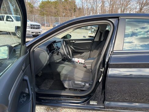 Used 2024 Volkswagen Jetta S image 4