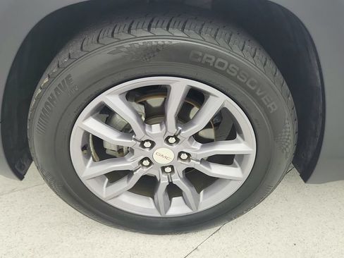 Used 2023 GMC Terrain SLT FWD image 26
