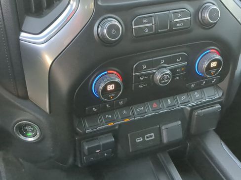 Used 2020 Chevrolet Silverado 1500 LTZ w/ LTZ Plus Package image 19