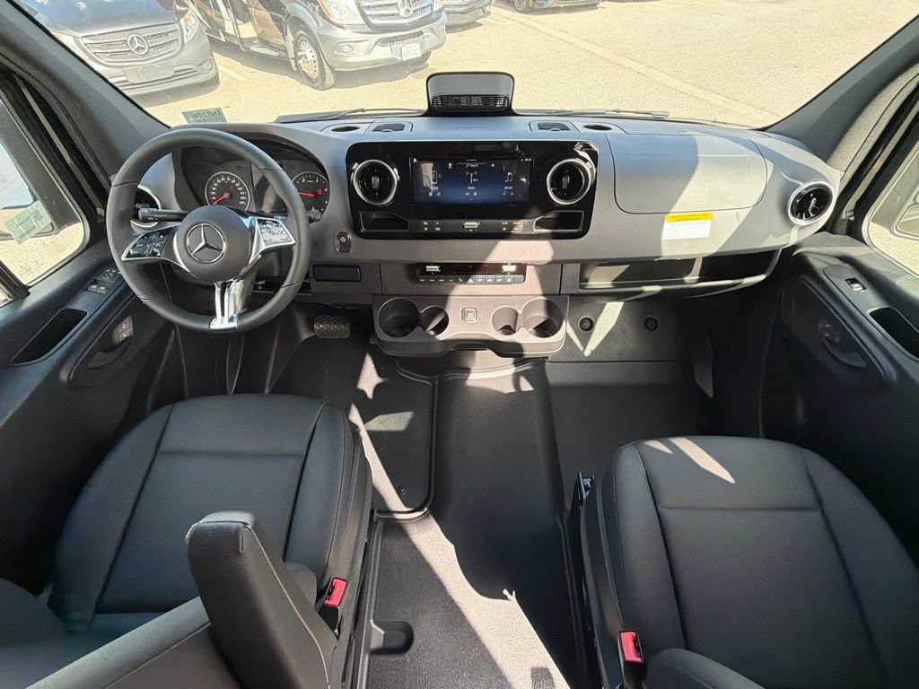 New 2026 Mercedes-Benz Sprinter 2500 image 19