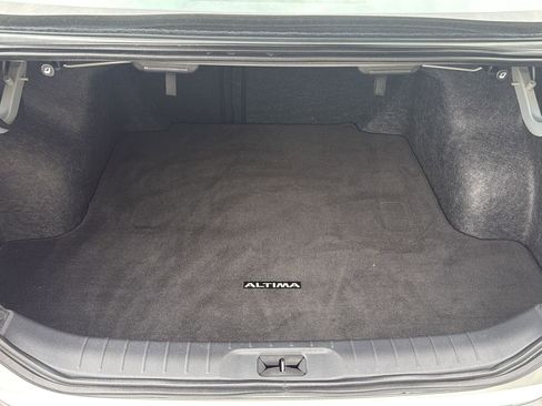 Used 2023 Nissan Altima 2.5 SL FWD image 8