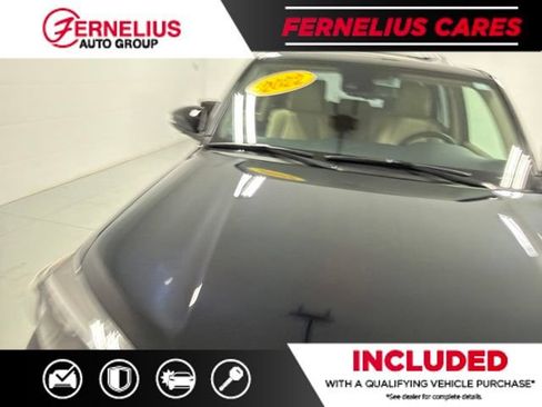 Used 2022 Toyota 4Runner Limited AWD/4WD image 10