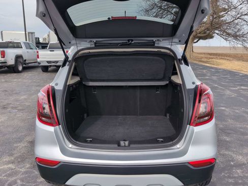 Used 2018 Buick Encore Preferred image 24