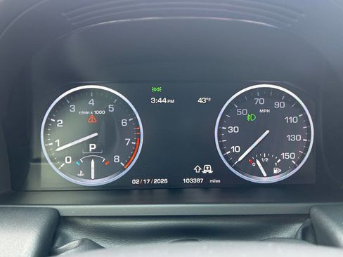 Used 2011 Land Rover Range Rover HSE LUX image 21