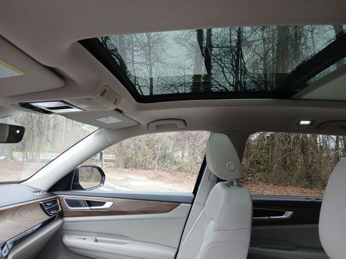 New 2026 Volkswagen Atlas SE image 20