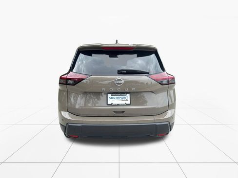 Used 2025 Nissan Rogue SV FWD image 7
